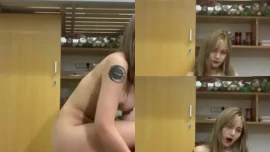 คลิปเด็ด สาวผมทองในหอพักถอดเสื้อโชวนมโชว์หีมีขน ยั่วยวนเงี่ยนจัด