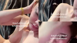 นมใหญ่ติดกิ๊บหน้าเงี่ยนโชวนมยั่วกดหัวลงอกดูดหัวนม